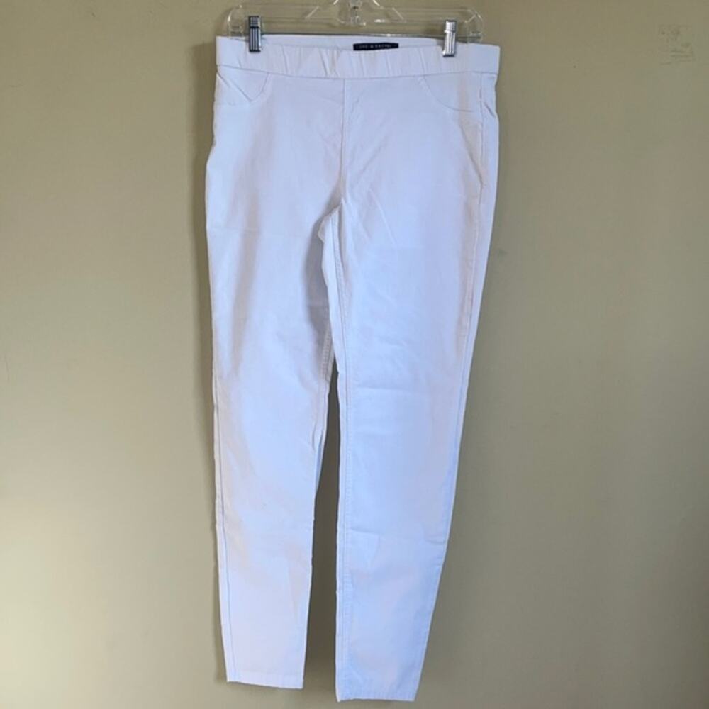 Zac and Rachel White Pull on Ankle Pants Size 8
